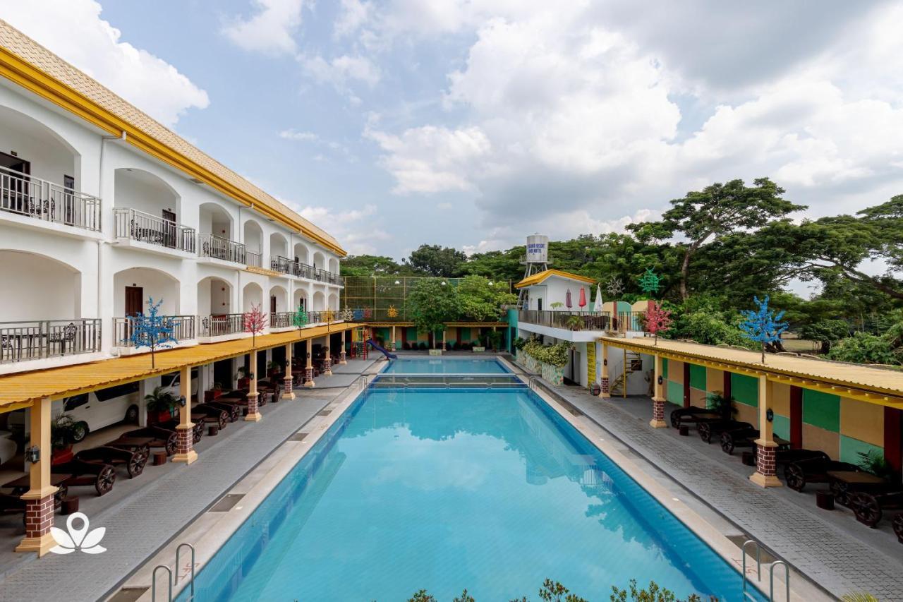 Zen Rooms Rosario Resort Batangas Eksteriør billede