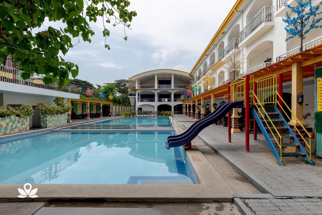 Zen Rooms Rosario Resort Batangas Eksteriør billede